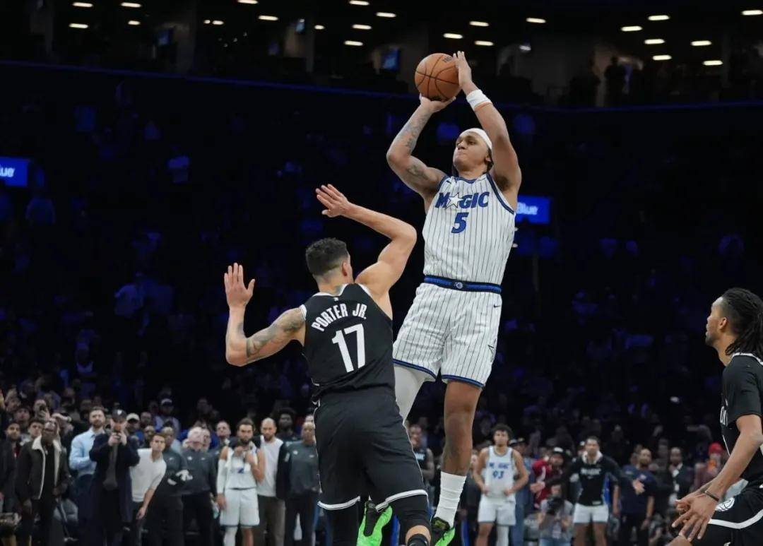 开云体育app-NBA常规赛今夜走向成谜;广州队绝杀压哨;信心回归;临场指挥获称赞的简单介绍