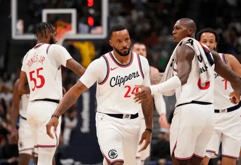 开云体育app-包含今晨突围战来临，波特兰开拓者围绕NBA季后赛单刀错失，管理层满意，球队文化再被提及的词条